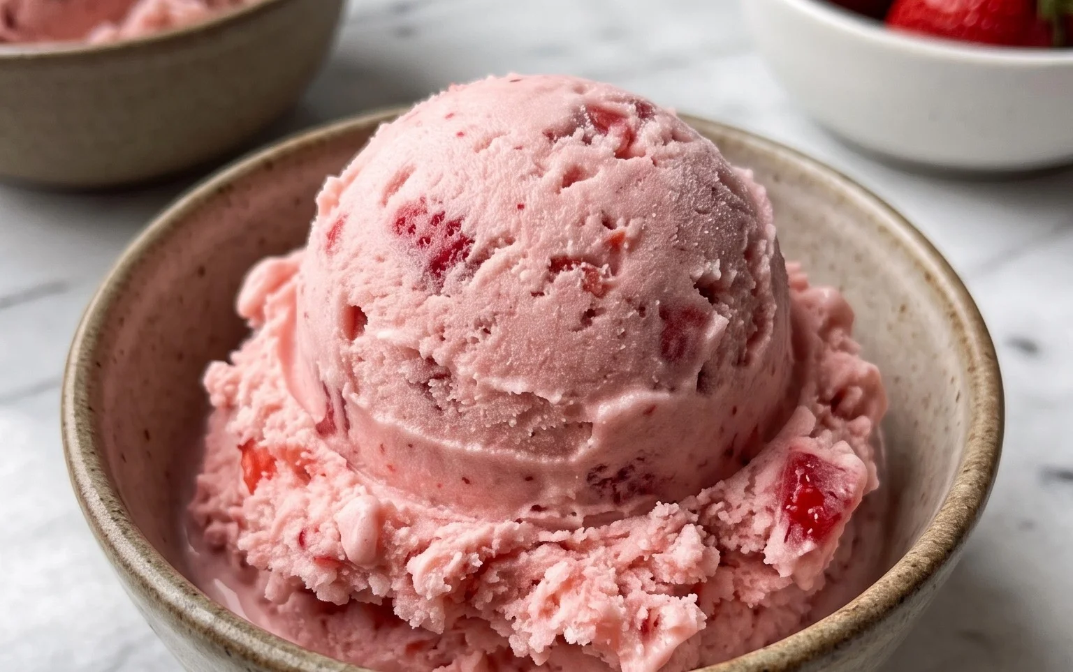 Homemade Strawberry Ice Cream
